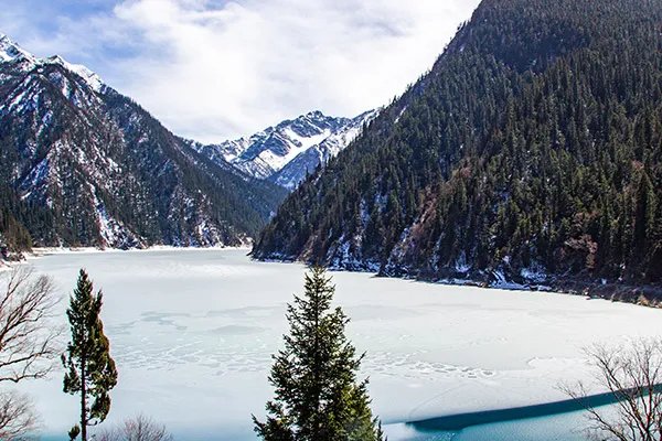 四川九寨沟旅游攻略 九寨沟旅游攻略