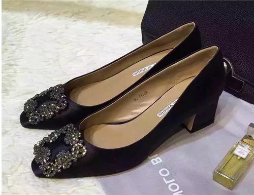 mb婚鞋多少钱一双 mb鞋子的全称是什么