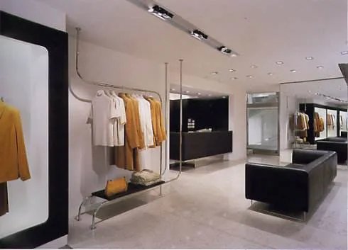 怎么装修服装店