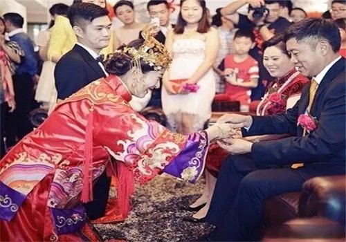 结婚的风俗有哪些 婚礼习俗有什么讲究