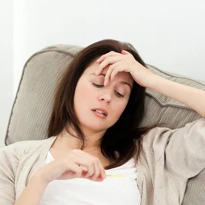 舌头发白是什么原因怎么回事