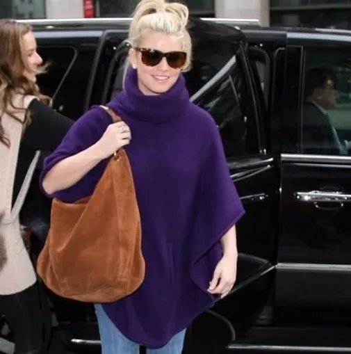 紫色配什么颜色