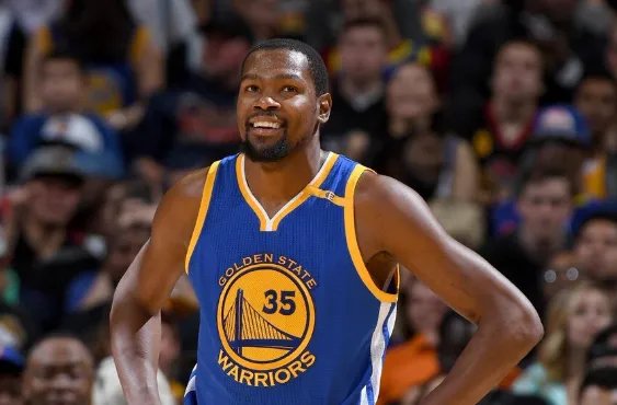 篮球明星排名前十名