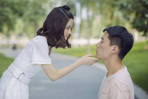 给你1000万，你愿意卖掉自己的男朋友吗？