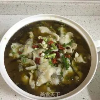酸菜鲈鱼