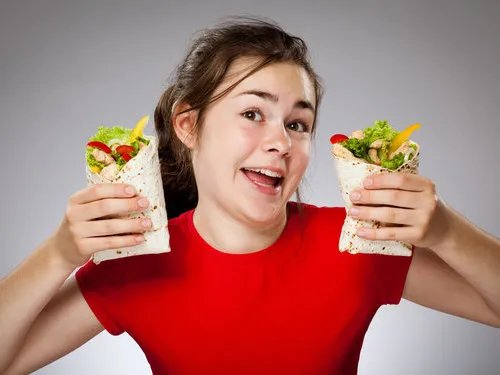 全国爱牙日:德伦口腔为粤西贫困小学捐爱心物资