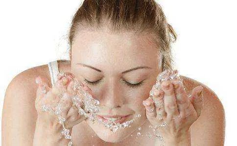 香奈儿洗面奶的价格是多少？