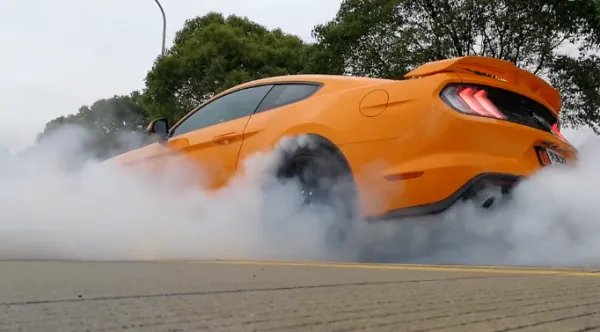 福特Mustang怎么样？值得买吗？