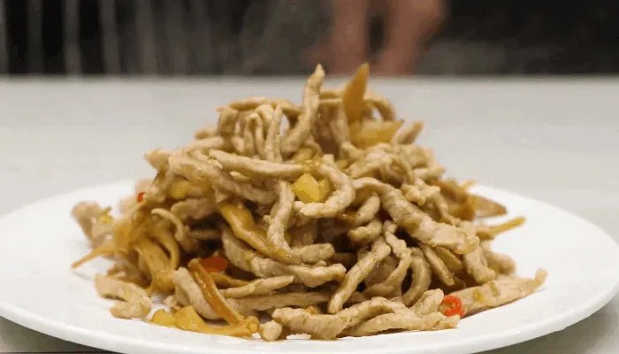 黄花菜炒肉丝的做法 肉丝黄花菜的家常做法