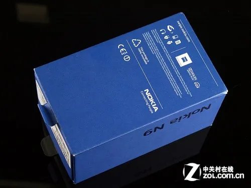 Lumia800前辈 第一款MeeGo诺基亚N9评测