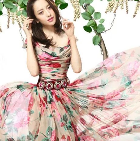 女神佟丽娅大尺度照片流出 网友调侃其身材火辣引遐想