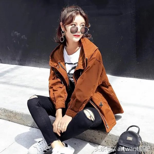 今年秋季比较流行什么样的外套呢?