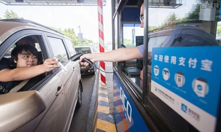 2019放假时间表 春节高速免费吗？