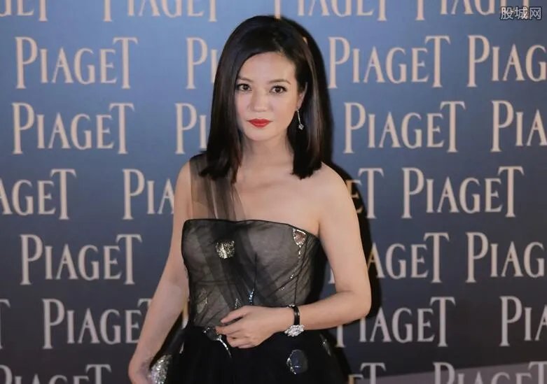 赵薇割韭菜事件最新消息 赵薇割韭菜被罚禁入股市