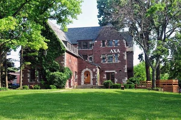 美国芝加哥有几个著名的大学