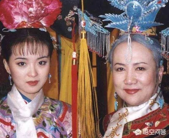 还珠格格里的老佛爷真的是甄嬛吗?