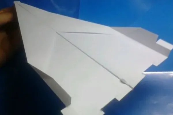 世界第1名的滑翔纸飞机是什么？