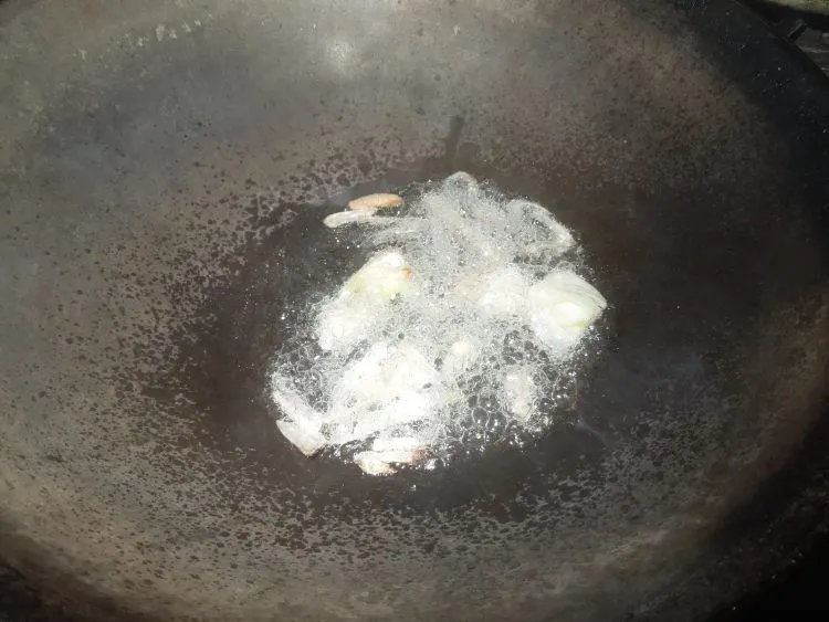 豆芽汤怎么做好吃,豆芽汤的家常做法