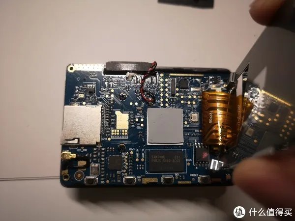 小蚁行车记录仪复活记(简单拆解+换电池)