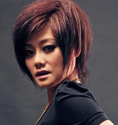 何静老公的照片曝光 揭秘其婚姻状况