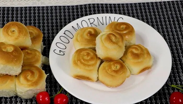 蜂蜜小面包的做法 怎样烤蜂蜜面包