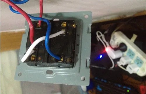 绿线和蓝线哪个是火线