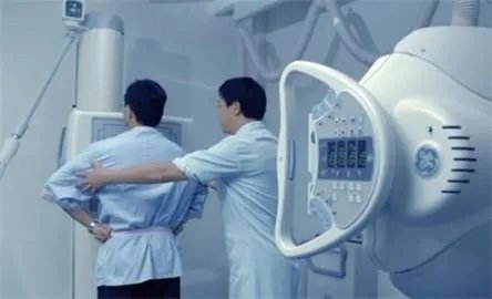 湖南一中学在出现肺结核病例后拒绝家长放假请求,导致发生群发性肺结核,你怎么看?