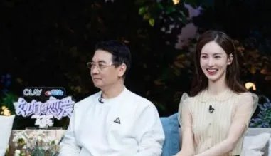 金晨父亲对卡斯柏黑脸,张豆豆父亲尊重女儿决定,你如何看两位爸爸的做法?