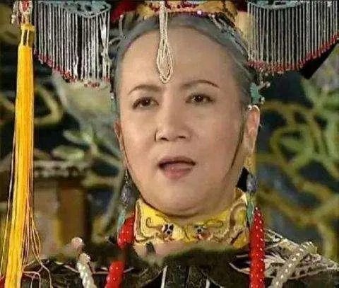 还珠格格里的老佛爷真的是甄嬛吗?