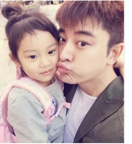 贾乃亮女儿贾云馨什么时候出生的?