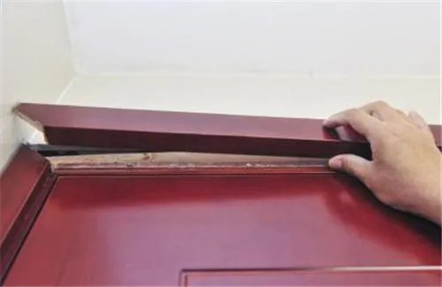 房门关不上怎么回事