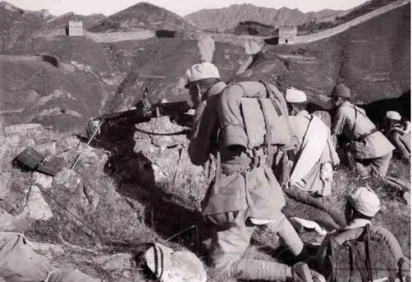 搞笑机枪扫射图片