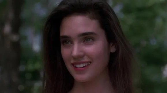 詹妮弗康纳利大尺度剧照：她滚过的床单比你洗过的都多