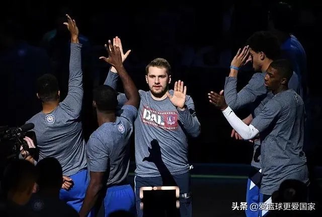 达拉斯付出哈达威或者库里,考特尼李,鲍威尔加上添头,能否从雷霆换来保罗+诺艾尔?