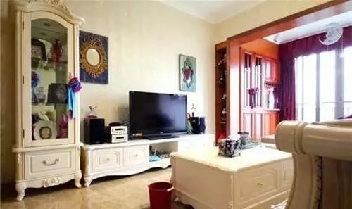 客厅影视墙壁纸效果图 4款与众不同的客厅影视墙壁纸