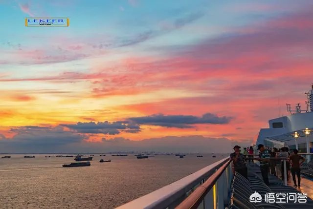 对于上海迪士尼坚持翻包检查你怎么看？