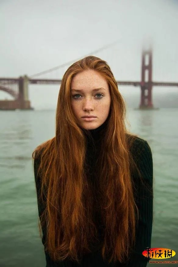 世界美女地图：罗马尼亚29岁女子穷游37国专拍正妹