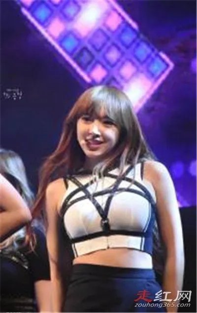 程潇胸多大尺寸 跳舞胸大到什么时候程度