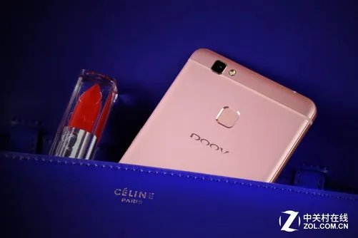 实力与颜值担当 朵唯A6手机全面评测