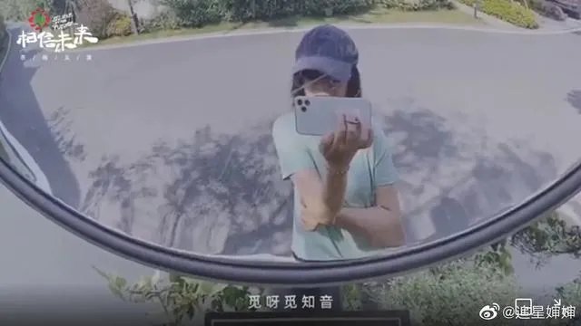 如何评价周迅在“相信未来”中的演唱?