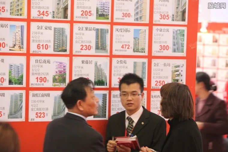 警方查处短租房 查获各类违法犯罪人员840余人