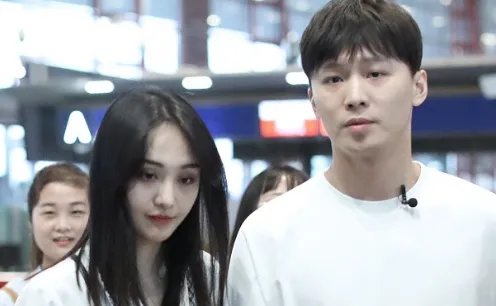 新进展！郑爽被曝已与孩子通视频，第一句话便落泪，你知道她说了什么吗？