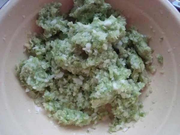 饺子怎么做好吃,大头菜饺子的家常做法