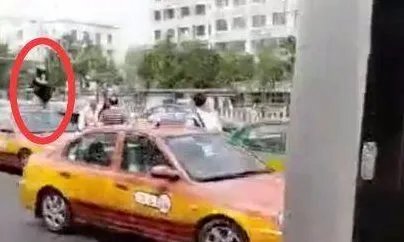 奥迪撞飞出租司机事件的始末是怎样的？