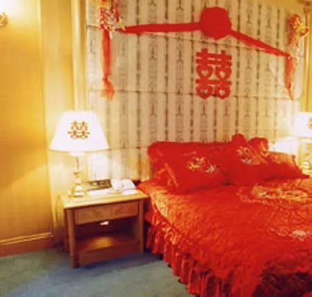 惊呆!结婚当日竟发现是亲兄妹(图)