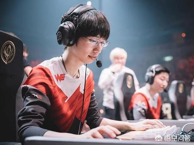 WE输给了FPX，又遭遇连败。这赛季的WE到底问题出在哪？