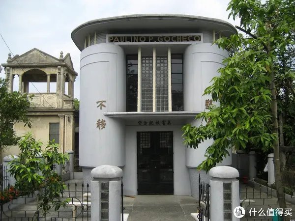 明星豪宅有啥好羡慕的，中国真正的千万豪宅都在农村！