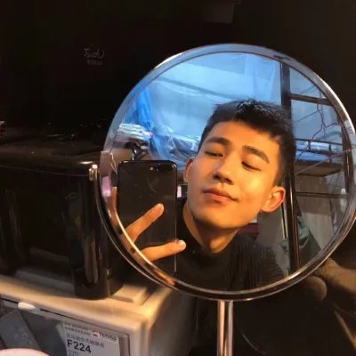 2020男生帅气潮流头像大全