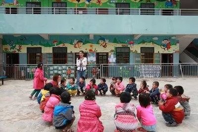 3岁女童身上现29处针眼,如何保障孩子在幼儿园的安全?