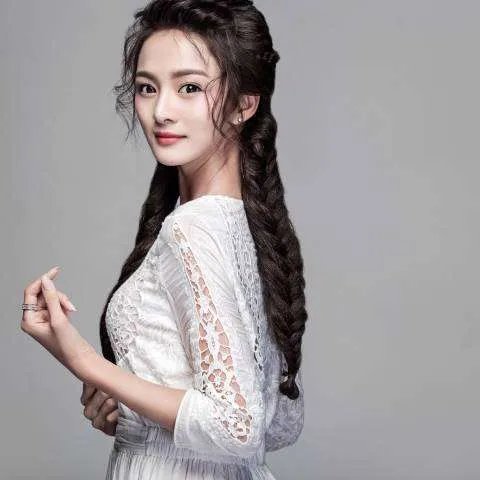 春晚王琪演唱托托可海牧羊人伴舞是谁